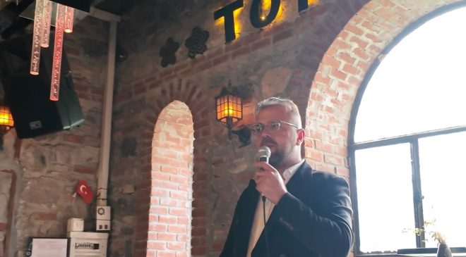 İZMİR’DE DEV BULUŞMA: KIRKPINAR AİLESİ BAYRAMLAŞMA GELENEĞİNİ TAÇLANDIRDI
